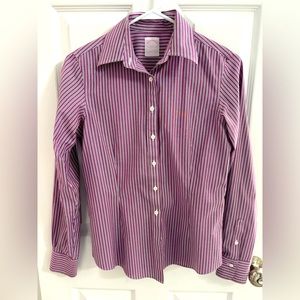Like new Brooks Brothers woman’s dress shirt. No iron size 2; NWO tags